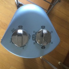 遠赤電気ストーブの画像