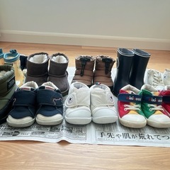 子供の靴全11足13-14.5㎝の画像