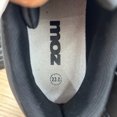 リユースのサカイ東金店 MOZ スニーカー 23cm TJ15353の画像