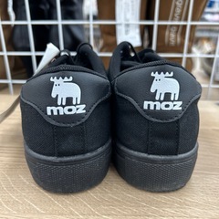 リユースのサカイ東金店 MOZ スニーカー Mサイズ TJ15352の画像