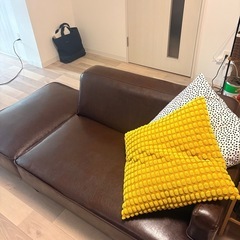れざーかうちぇそふぁーレザーカウチソファーの画像