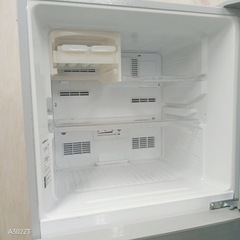 33 J018 設置まで対応   訳あり特価品　SHARP　大型冷蔵庫　225Lの画像