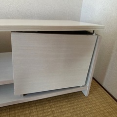 テレビ台の画像