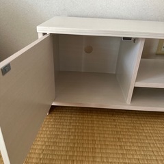 テレビ台の画像