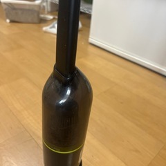 小型ハンディ掃除機（コードレス） の画像