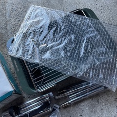 新品保管品　ハイスタンドバーベキューコンロ＋火おこし用パワー送風機の画像