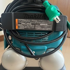 マキタ　エアコンプレッサー 7L AC462XSの画像