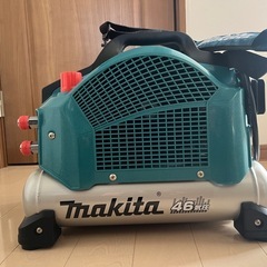 マキタ　エアコンプレッサー 7L AC462XSの画像