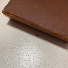 小物入れ 茶色の画像