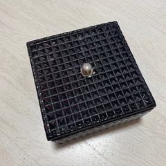 小物入れ エナメル 黒の画像