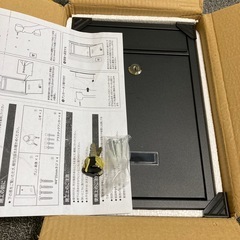 新品　チチロバ(TITIROBA) ポスト 壁掛け 郵便ポストブラックの画像