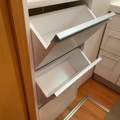 洗面所収納(白)の画像
