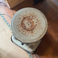 サンヨー　丸ストーブ　二つありますの画像