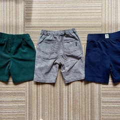 【お取引き中】春秋物のハーフパンツ　95-100cmの画像