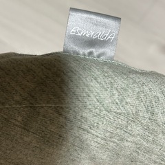 エスメラルダ ベビー枕
の画像