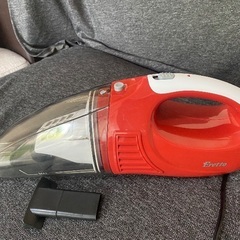 車載ミニ掃除機 の画像
