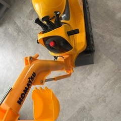 KOMATSU ショベルカー　乗用玩具　電動の画像