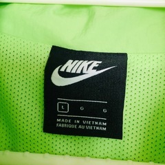 NIKEナイロンジャケットの画像