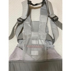 ベビージョルン ベビーキャリア　抱っこ紐 メッシュ　one kai airの画像