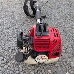 タナカ肩掛け式エンジン刈払機CB-2700S刃新品交換済みですの画像
