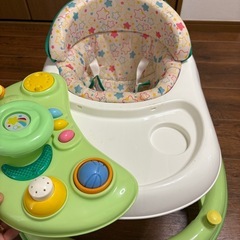 歩行器の画像