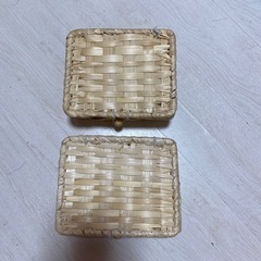 竹製小物入れ2つの画像