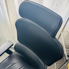 エルゴヒューマン ベーシック レザー デスクチェア ブラックの画像