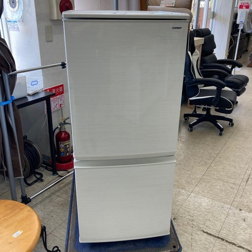 【ジモティー割引で最大15％OFF⭐️】2018年製 SJ-D14D-W SHARP 冷蔵庫