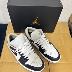 エア ジョーダン 1 LOW メンズシューズ / Air Jordan 1 Low Men’s Shoes 553558-153 Summit Whiteの画像