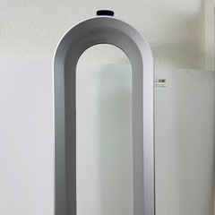 空気清浄機付きタワーファン　Dyson Pure Cool TP03の画像