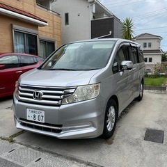 ステップワゴン　８人乗り　車検1年以上残ってます。の画像