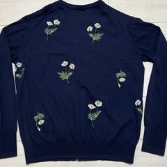 マーガレット刺繍カーディガン　UNIQLOの画像