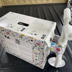 チラフィッシュ ブンジー（Chillafish Bunzi）三輪車と2輪トレーニングバイクが１つになった2in1乗用玩具。1歳～3歳用。の画像