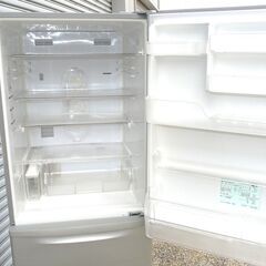設置・無料配達します🚚人気機種！💖スリムで大容量💖321L💖Panasonic NR-C32BM-S💖の画像