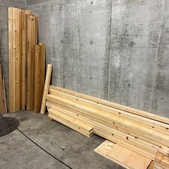 2✖️4木材の画像