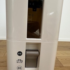 米びつけいりょう計量ストッカー（ 5kg）の画像