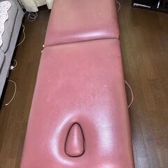 【折りたたみ式】マッサージベッド  Oakworks製　made in USAの画像