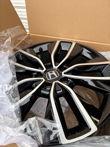 ベゼル、新車外し未使用