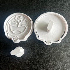 ドラえもんクッキー型 7個セット 抜き型 粘土型 お菓子作りの画像