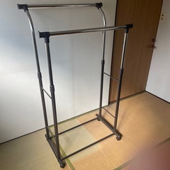 ハンガーラックキャスター付の画像