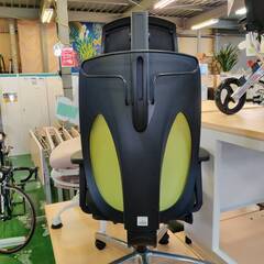 【愛品倶楽部柏店】PLUS プラス オフィスチェア giroflex 353 ジロフレックス アルミ脚/ハンガー付/ヘッドレスト/可動肘の画像