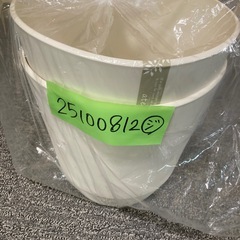 新品 2個セット アップルウェアー 鉢 プラ鉢 鉢カバー の画像