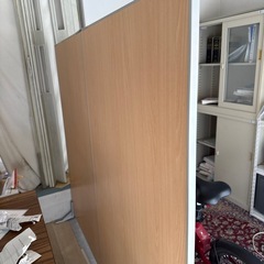 【あげます】オフィスパテーション　間仕切り　木目柄の画像