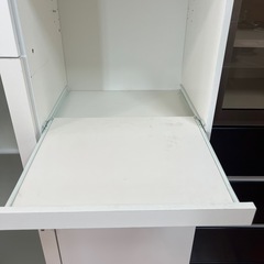 キッチン収納棚の画像