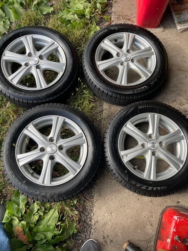 スタッドレスタイヤ　ホイルセット