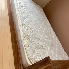 【セミダブル】　ベットフレームのみの画像
