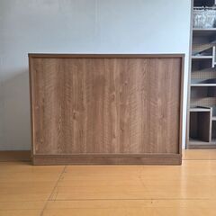 未使用 1点物 引出フラット　キャビネット 幅118.5cm 奥行39 高さ86.5 ナチュラル ガラス扉 キッチン収納 サイドボード レンジボードの画像