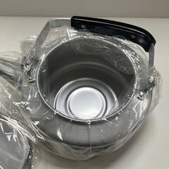 【新品未使用】　茶こし付きヤカン　3リットルの画像