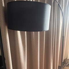 フロアスタンドランプの画像