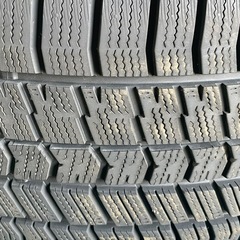 中古スタッドレス245/45R18の画像